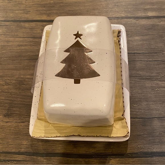 Stoneware Christmas Tree Butter Dish By Harvest Green Stufios - Picture 2 of 8